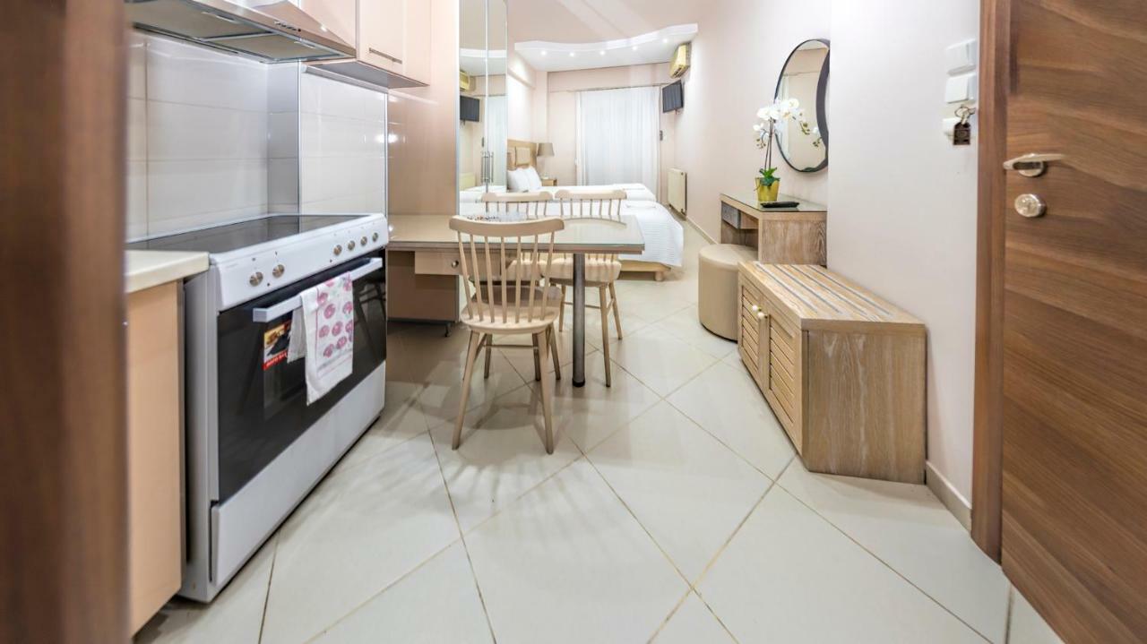 Le Monde Seaview Apartment