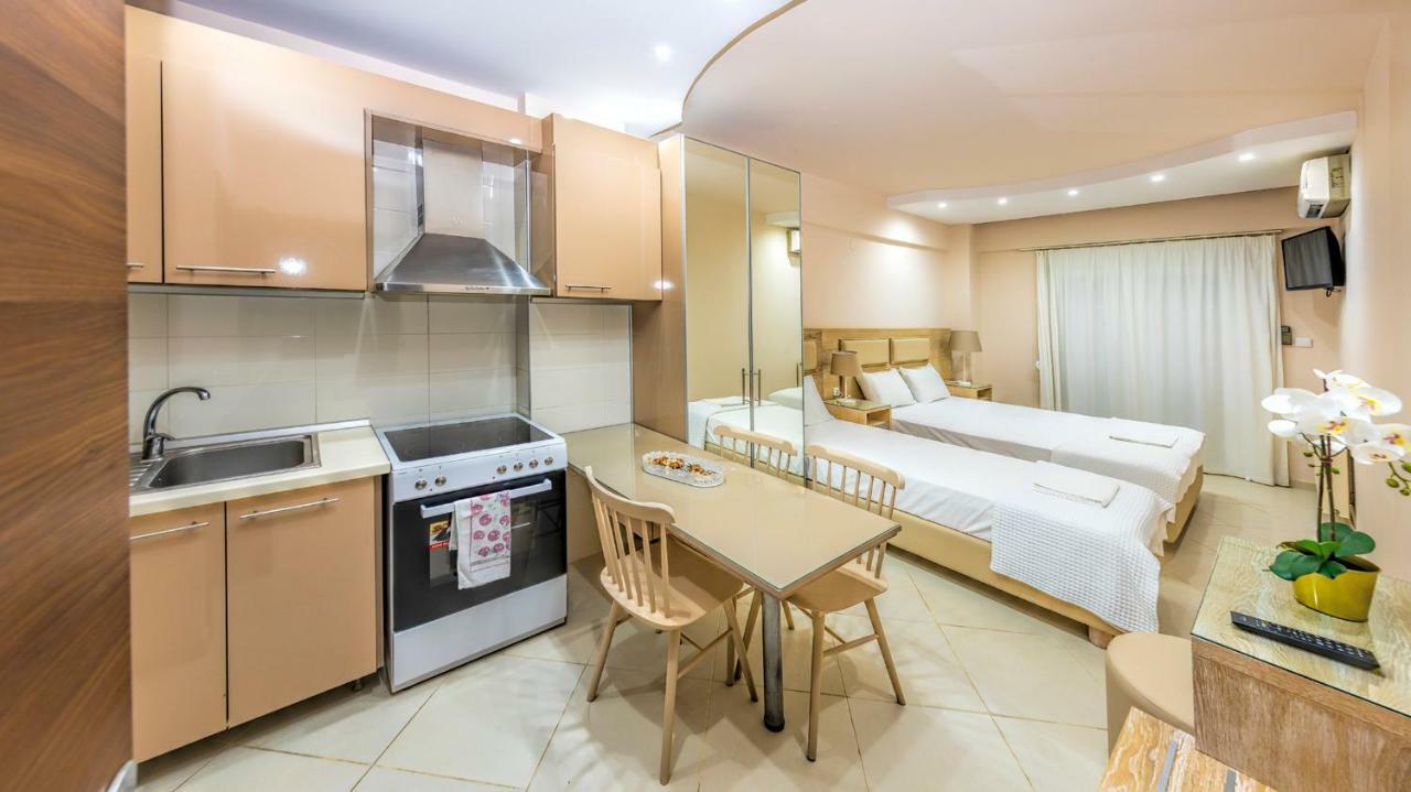 Le Monde Seaview Apartment